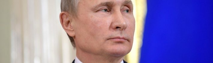 Vladimir Putin podpísal zákon: Za zahraničných agentov môžu byť považované fyzické osoby, šíriace v médiách určité správy
