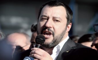 Salvini chce změnit zákon, aby mohl konfiskovat lodě nevládních organizací převážející migranty