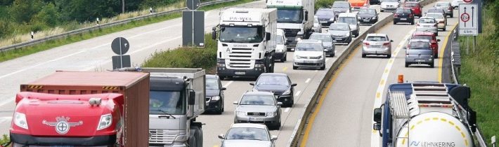 Situácia sa vyostruje: Nemecko plánuje zakázať dieselové autá aj na diaľniciach