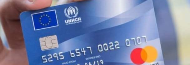 Migranti přicházející do Evropy mají karty MasterCard plné peněz od OSN, EU a Sorose