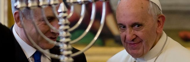 Pápež chce zakázať antisemitizmus