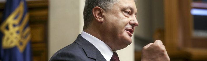Porošenko pohrozil Rusku, že ak napadne Ukrajinu zaplatí obrovskú cenu