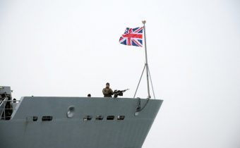 V Odese zakotvila britská špionážna loď. Čierne more nepatrí Rusku, odkázal britský minister obrany