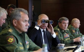 Putin: Novým hypermoderným zbraniam ruskej armády sa nevyrovná žiadna krajina