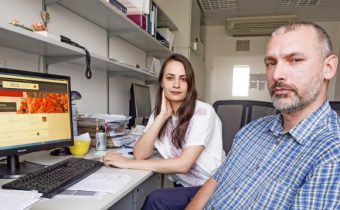 Dvaja slovenskí vedci vynašli liek na rakovinu, Slovenská akadémia vied dala kvôli vlastníctvu patentu prípad na súd a falšovala dôkazy