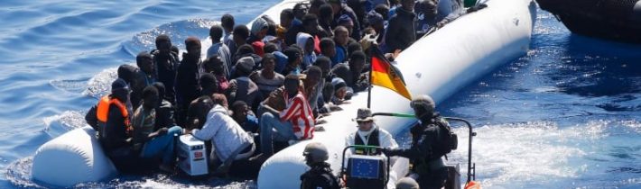 Nemecké mimovládky znepokojuje zdravotný stav a podmienky migrantov plaviacich sa po mori