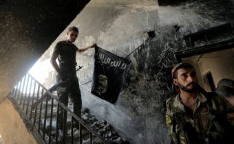 V sýrskej provincii Idlib začali proti sebe bojovať islamisti podporovaní Tureckom a militanti napojení na al-Káidu
