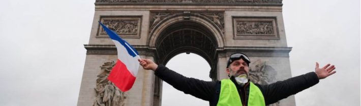V EÚ došlo k veľkej roztržke medzi Francúzskom a Talianskom. Rím vyjadril podporu protivládnemu protestnému hnutiu Žlté vesty