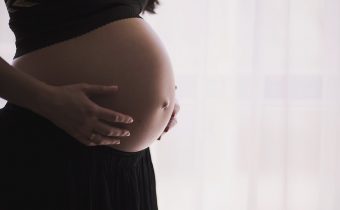Německo usnadní pravidla pro lékaře, kteří propagují potraty