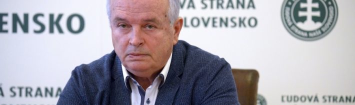 Rozpustenie ĽSNS je v rozopre s právnou logikou, vyhlásil bývalý sudca Radačovský