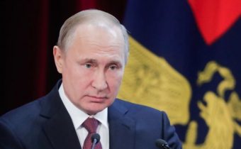 Putin oficiálne pozastavil účasť Ruska na zmluve s USA o likvidácii rakiet