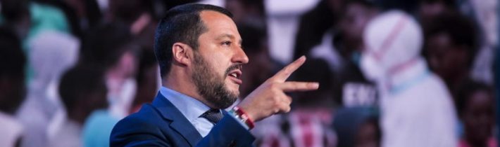 Prepravu migrantov loďou ďalšej mimovládky označil Salvini za podporu ilegálnej migrácie a nie ako záchrannú akciu