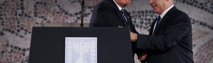 Pompeo: Trumpa zoslal Boh, aby zachránil Izrael pred Iránom
