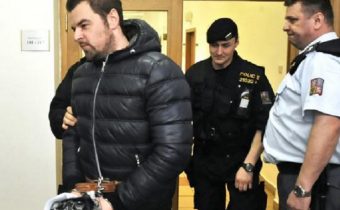 Kauza ‚Petr Kramný‘: Obžalovaní znalci Matlach a Fargaš znovu před soudem