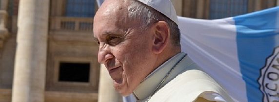 Papež František navrhuje moratorium na jadernou energii