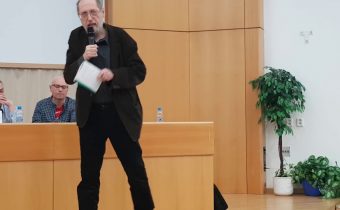 (2) FAKE NEWS : Pravda, lži a polopravdy…PhDr.Jiří Hejlek, katedra filozofie 20.3.2019 Pardubice