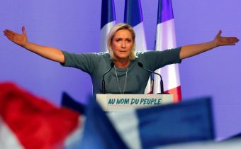 Le Penová vyhrala vo Francúzsku eurovoľby, keď porazila Macronovu stranu
