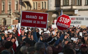 V Prahe prebieha protest „Zastavme Zemana“