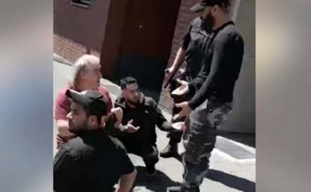 VIDEO: Salafisti napadli v Nemecku ľudí protestujúcich proti stavbe mešity a kričali Allah akbar!