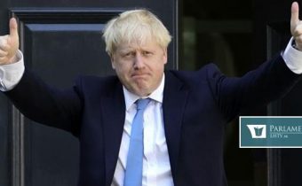 Johnson vyzval EÚ, aby prehodnotila postoj k brexitu
