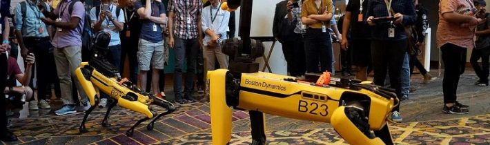 Společnost Boston Dynamics začne prodávat hrůzostrašné robotické psy