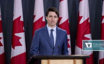 Rodiny obetí zostreleného lietadla v Iráne dostanú odpovede, sľúbil kanadský premiér