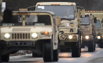 Cez Slovensko sa budú opäť presúvať americkí vojaci a technika armád NATO