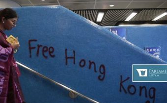 Hongkong: Polícia zabránila ďalšiemu protestu na letisku