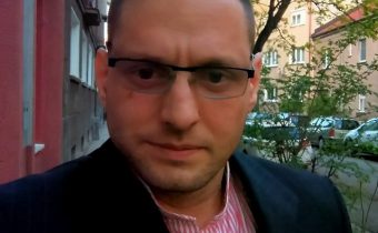 Zomrel publicista a aktivista Peter Králik