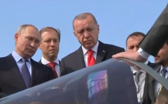 Turecko je připraveno shodit své spojence USA a NATO a nakoupit ruská válečná letedla