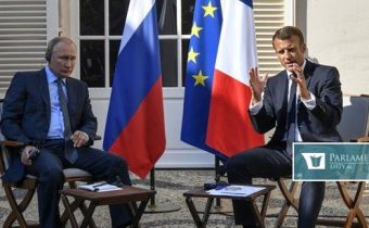Putin a Macron si zavolali: Rozprávali sa o kríze v Líbyi aj o dodávkach plynu cez Ukrajinu
