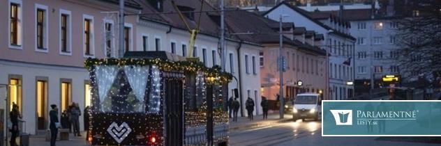 Posledná šanca. Vianočná električka v Bratislave premáva už len do pondelka