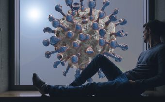 „Koronavirus má stejný průběh jako chřipka, roušky jsou zbytečné a média přestřelila,“ říká známý lékař Lukáš Pollert