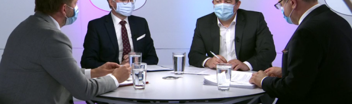 Vysvětlí někdo šílenému Moravcovi, co dělali Čs legionáři v Rusku? Vážně se nevměšovali?