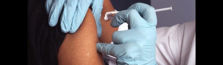 Varování před novou technologií vakcín proti koronaviru. Nebezpečí spočívá v nevratných změnách genetické struktury našich buněk. Pharma-Mafie bude mít nulovú odpovědnost, ať vás zabijí nebo na celý život poškodí! (VIDEO + Přepis)