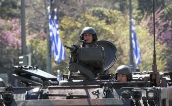 Řecký ministr národní obrany Nikolaos Panagiotopoulos: Jsme připraveni na válku s Tureckem!