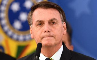 Brazílsky prezident Bolsonaro označil WHO za „politickú“ organizáciu a pohrozil vystúpením Brazílie