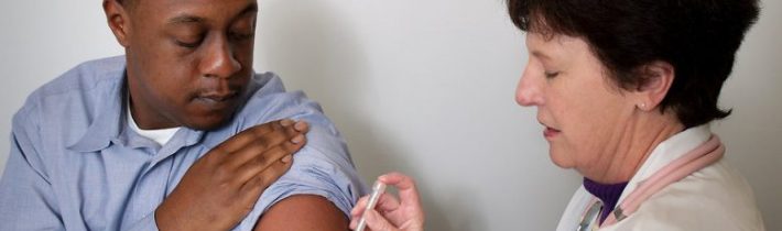 Manželka Billa Gatese pro Forbes “očkování proti koronaviru dostanou nejdříve černoši”