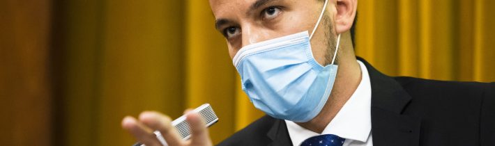 Nebudem pomáhať Ficovi, aby sa vrátil späť. Matovič sa však bude musieť zodpovedať, uviedol Šeliga