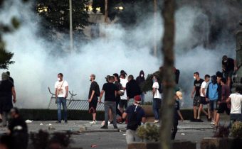 Vláda v Belehrade vyjadruje znepokojenie: „Existujú pokusy o začatie občianskej vojny v Srbsku“
