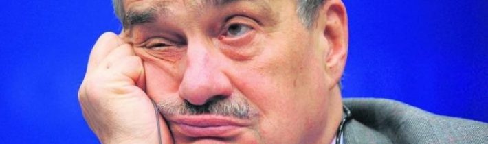 Kníže z vepřína. Jste důkazem, že restituce byly chyba! Co si to dovolujete vůči národu, který vás jako cizí šlechtu přijal, pracoval pro vás a vytvořil to, co dnes máte!, napsal Schwarzenbergovi právník po výstupu s hovady