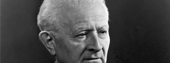 Bude neuvěřitelná urážka našeho hrdiny generála Ludvíka Svobody v České televizi bez potrestání? Aneb co za fekálie vypustil idiot Jakub Železný…