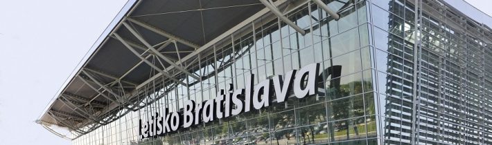 V nedeľu odletelo z Bratislavy prvé lietadlo do Splitu. Lietať sa bude dvakrát týždenne