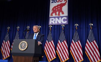 Republikáni nominovali Donalda Trumpa za svojho prezidentského kandidáta