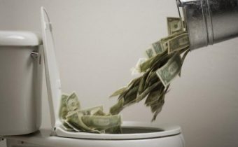 Wall Street vyslala SOS signál – dolár už nebude vládnuť dlho! Stephen Roach: „Pád dolára príde v roku 2021!“