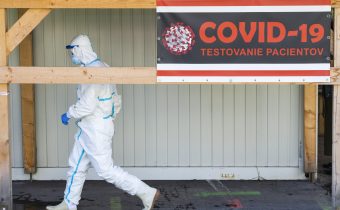 Denný prírastok infikovaných novým koronavírusom prekročil 1000