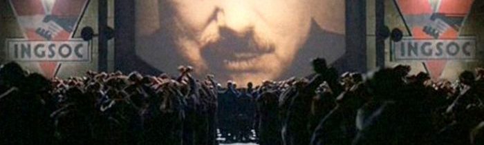 COVID-1984: Roman “Orwell” Prymula prohlásil, že bez roušek v budoucnu budou moci chodit na veřejnosti jenom ti Češi, kteří se nechají “dobrovolně” očkovat vakcínou na COVID-19 a budou to mít za odměnu jako benefit! Všichni ostatní občané budou muset už natrvalo a celoročně nosit roušky! Ministr zdravotnictví v rozhovoru odhalil, že uvalení restrikcí, omezení a nařízení na obyvatelstvo pod záminkou virové nákazy je pouze prostředkem k tomu, aby donutil Čechy k vakcinaci, která jim vrátí jejich občanská a lidská práva, jako je třeba svoboda pohybu nebo rozhodování o vlastním těle a zdraví! A chystá se plošné testování 10 milionů obyvatel České republiky!     –  TOP INFO