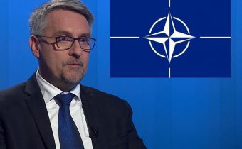 Vláda souhlasí s dočasným pobytem VOJENSKÝCH zdravotníků Evropské unie a NATO