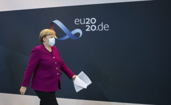 Merkelová vyzýva obyvateľov Nemecka na obmedzenie kontaktov či cestovania