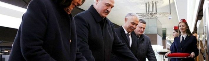 Lukašenko pokračuje v „predvolebnej“ kampani aj po voľbách